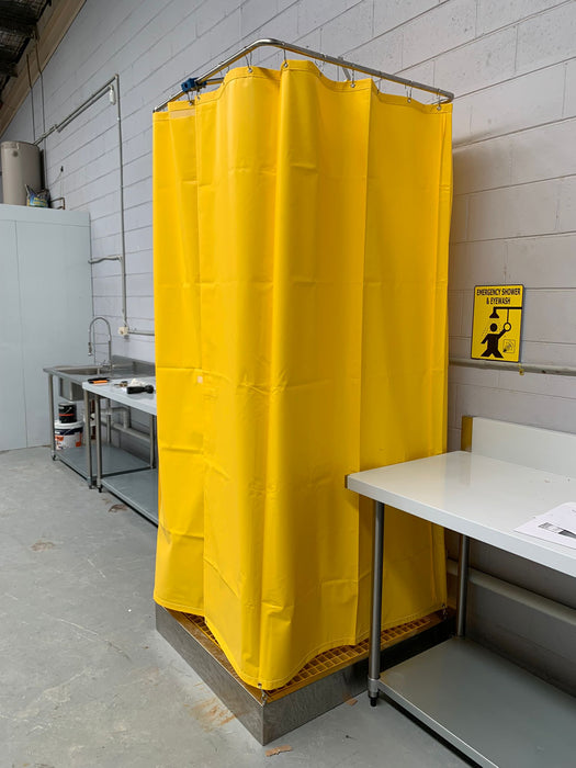 Spilldoc Curtain Booth Type Emergency Shower & Eyewash Station with waste water containment sink SDCBSE304