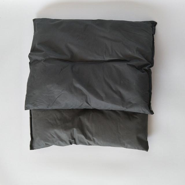 Spilldoc General Purpose Absorbent Pillow 45cm x 45cm 10 pcs/ctn